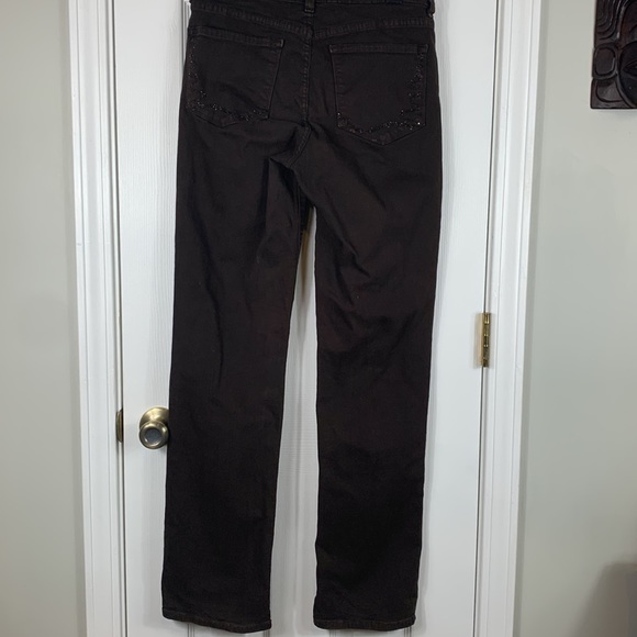 Not Your Daughters Jeans brown size 6. Straight, lift, tuck technology. - Picture 4 of 8